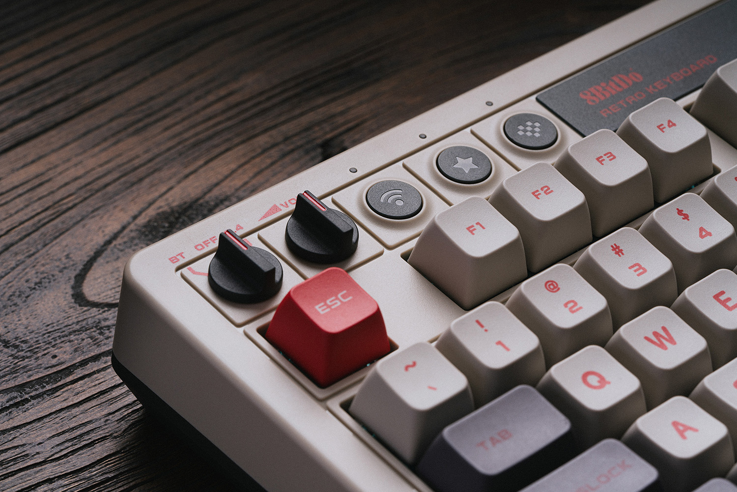 8Bitdo 레트로 기계식 키보드, 블루투스, 2.4G - Gaming Keyboard Hot Swappable 리뷰 및 가격